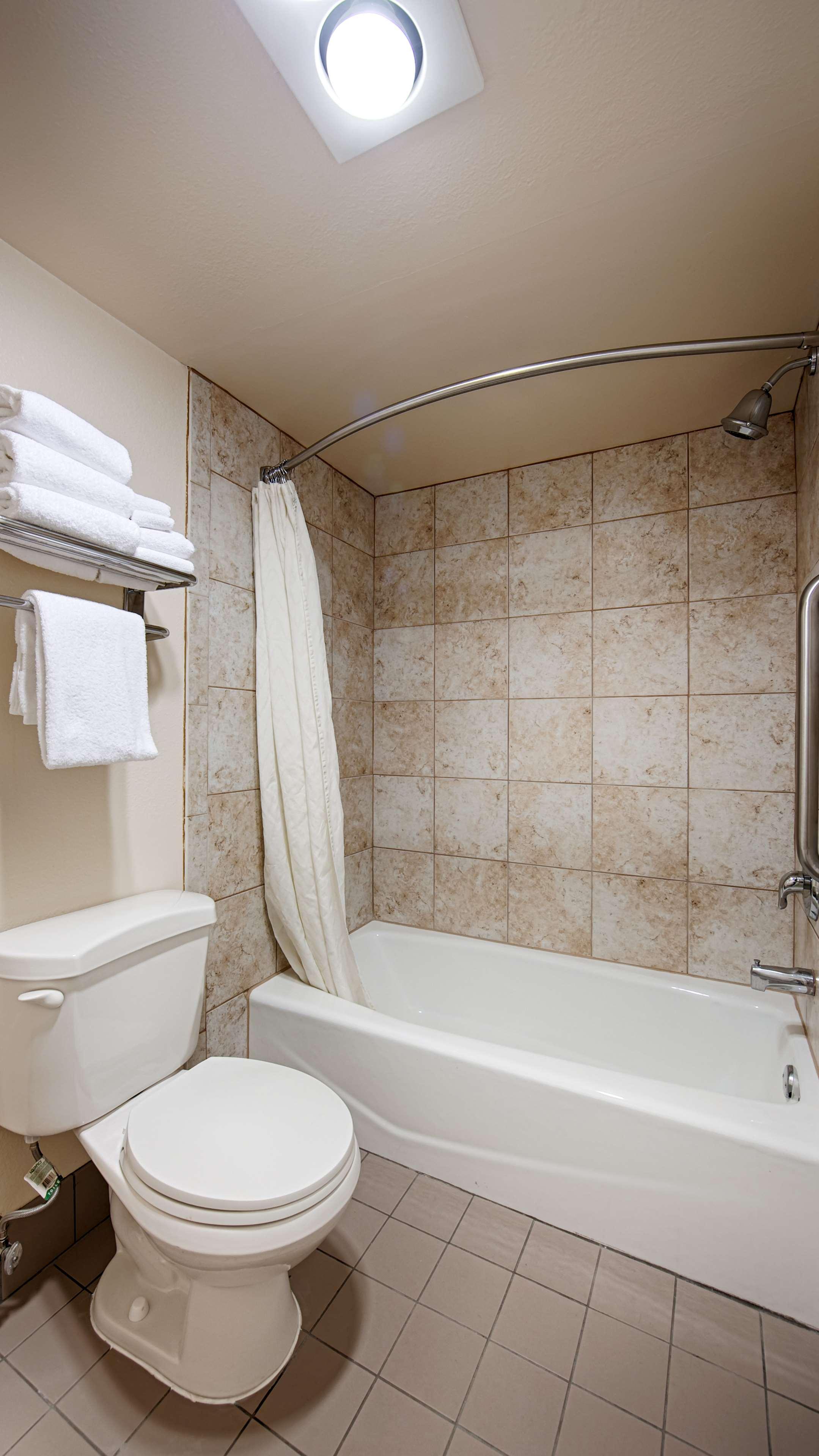 Surestay Hotel By Best Western Tehachapi Exterior photo