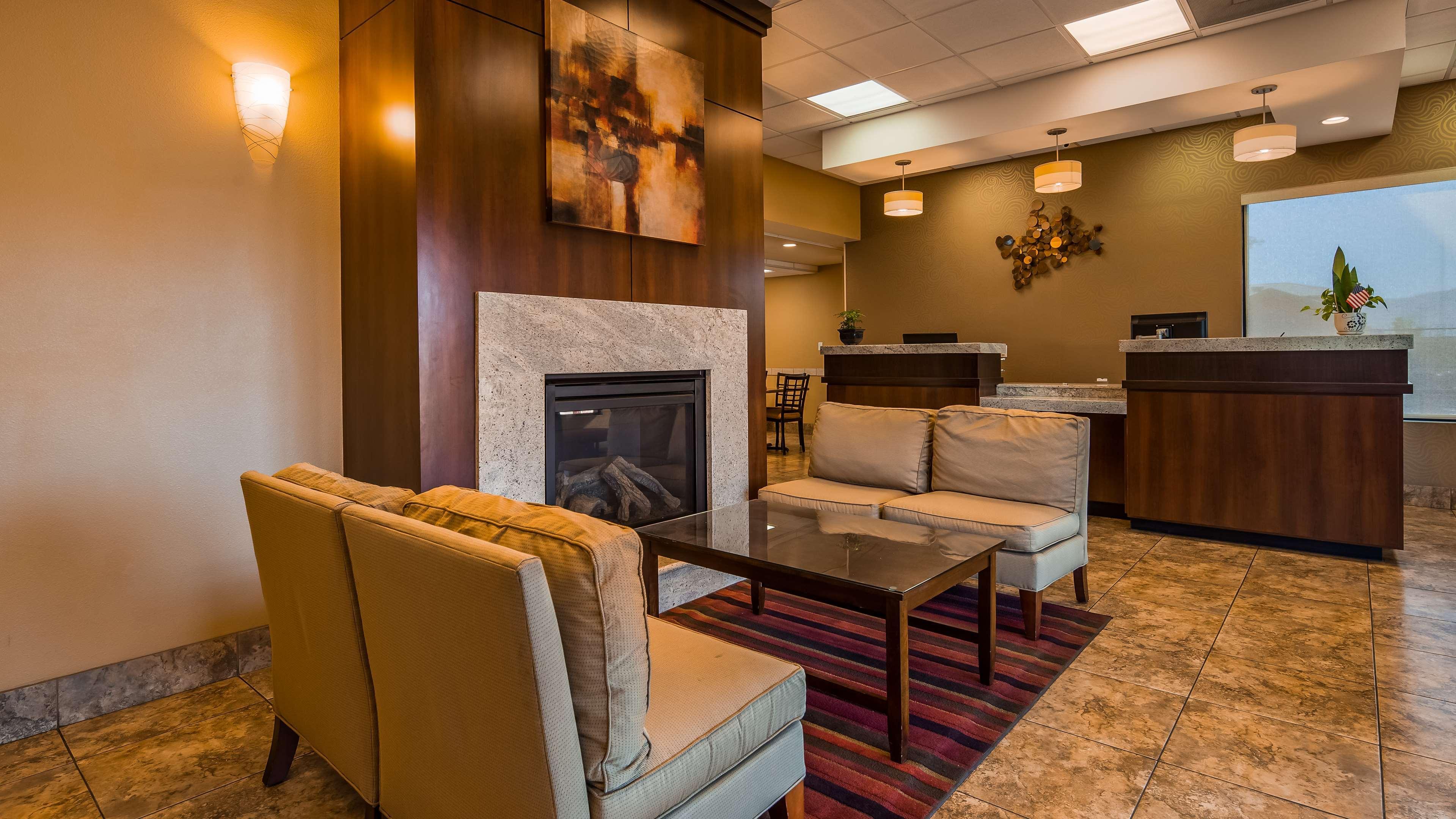 Surestay Hotel By Best Western Tehachapi Exterior photo